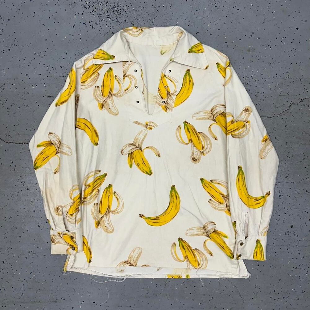 VTG Banana AOP Art deco novelty print string collar shirt